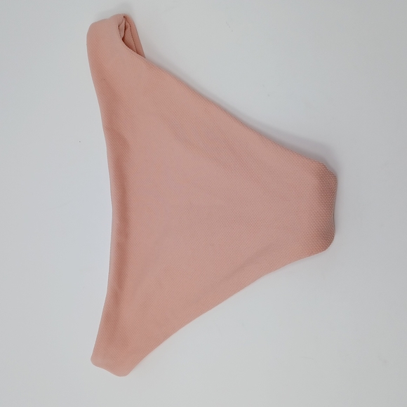 ✨3/$25✨Zaful Peach Bikini Bottom - 4 - Picture 2 of 5